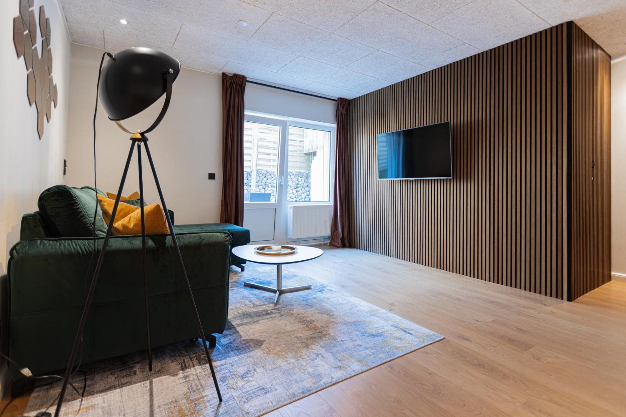 Ny Style Entire Apartment W/Private Cozy Terrace 하리슬리 외부 사진